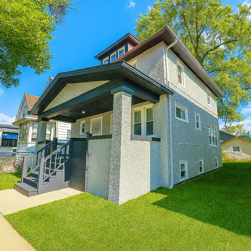 949 N Lockwood Avenue