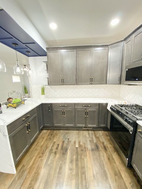 Tiny photo for 949 N Lockwood Avenue, Chicago, IL 60651 (MLS # 12532106)