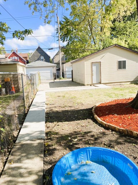 Tiny photo for 949 N Lockwood Avenue, Chicago, IL 60651 (MLS # 12532106)