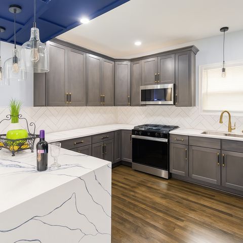 Tiny photo for 949 N Lockwood Avenue, Chicago, IL 60651 (MLS # 12532106)