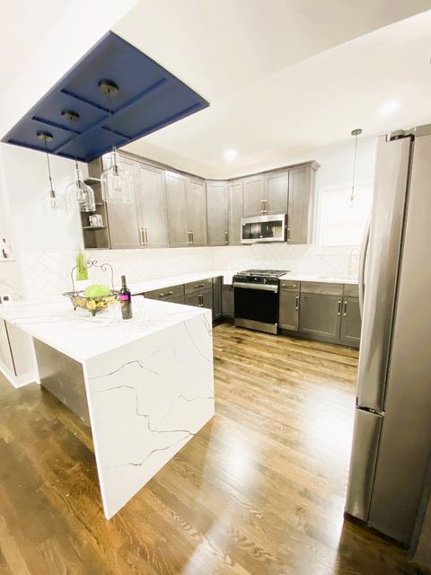 Tiny photo for 949 N Lockwood Avenue, Chicago, IL 60651 (MLS # 12532106)