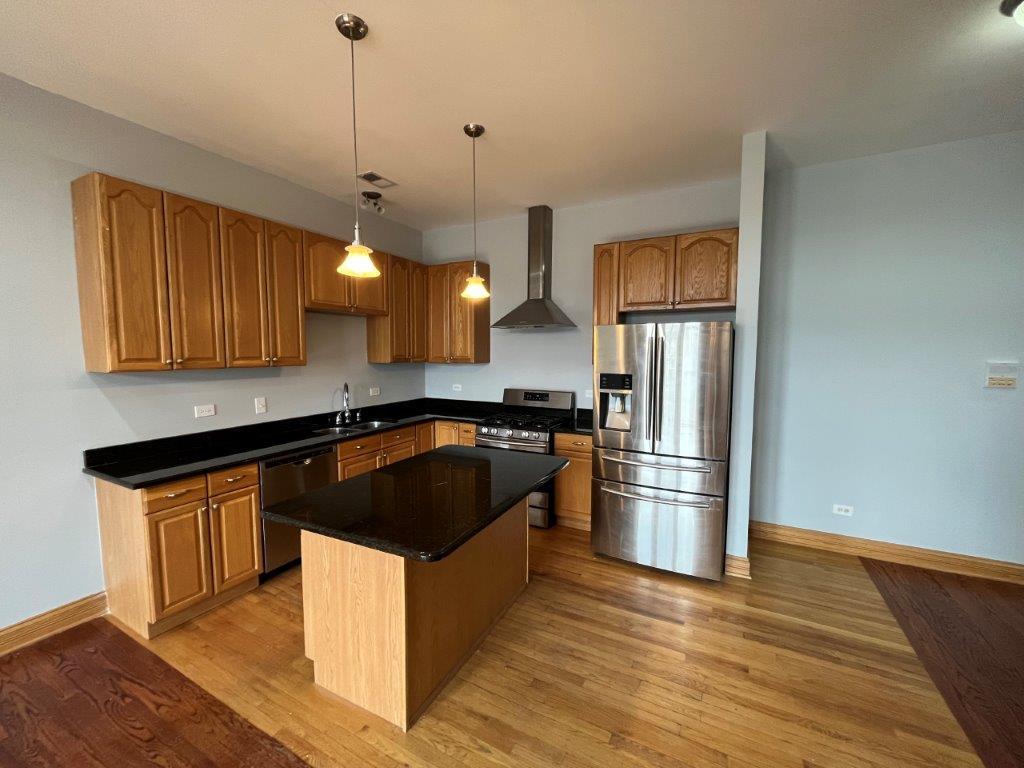 1918 W Cermak Road 3