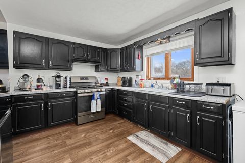 Tiny photo for 3202 Archer Drive, East Moline, IL 61244 (MLS # 12597072)