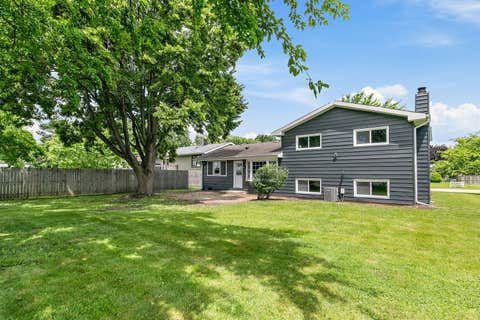Tiny photo for 619 Dartmoor Drive, Crystal Lake, IL 60014 (MLS # 12727853)