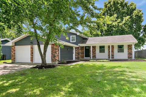 Tiny photo for 619 Dartmoor Drive, Crystal Lake, IL 60014 (MLS # 12727853)
