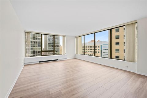 Tiny photo for 2800 N Lake Shore Drive #1317, Chicago, IL 60657 (MLS # 12546276)