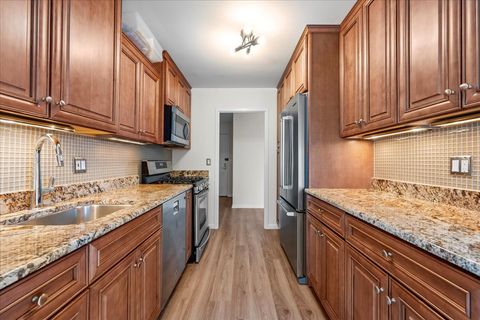 Tiny photo for 2800 N Lake Shore Drive #1317, Chicago, IL 60657 (MLS # 12546276)