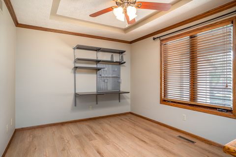 Tiny photo for 3321 E Ridge Place #0, Bettendorf, IA 52722 (MLS # 12642414)