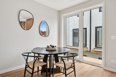 Tiny photo for 944 Beloit Avenue #4, Forest Park, IL 60130 (MLS # 12528601)