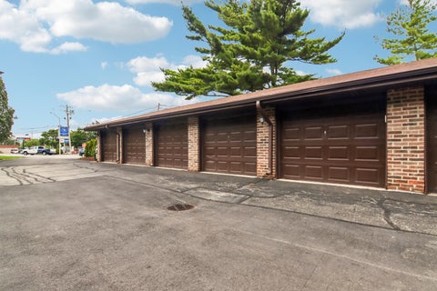 Tiny photo for 9555 Southwest Highway #1S, Oak Lawn, IL 60453 (MLS # 12774422)
