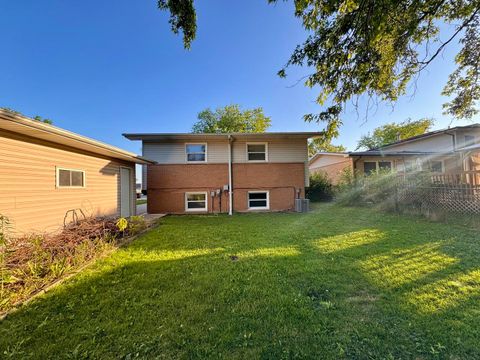 Tiny photo for 900 W Strieff Lane, Glenwood, IL 60425 (MLS # 12553282)