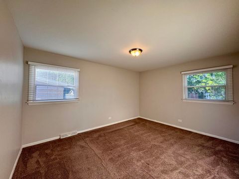 Tiny photo for 900 W Strieff Lane, Glenwood, IL 60425 (MLS # 12553282)