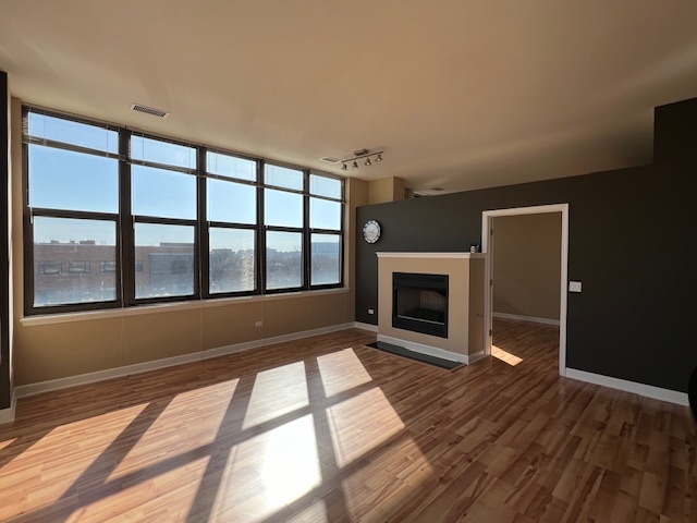 15 S THROOP Street 508