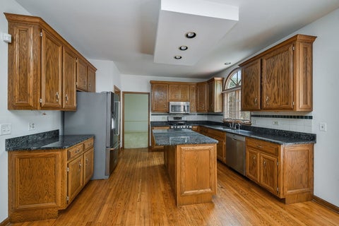 Tiny photo for 1097 Belter Drive, Wheaton, IL 60189 (MLS # 12745099)