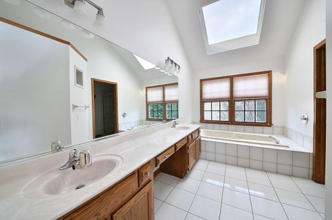 Tiny photo for 1097 Belter Drive, Wheaton, IL 60189 (MLS # 12745099)