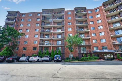 Photo of 1 Bloomingdale Place #207, Bloomingdale, IL 60108 (MLS # 12750036)