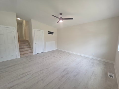 Tiny photo for 306 Brierhill Drive, Round Lake Park, IL 60073 (MLS # 12689577)