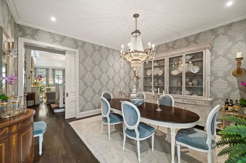 Tiny photo for 55 E ELM Street, Chicago, IL 60611 (MLS # 12527736)