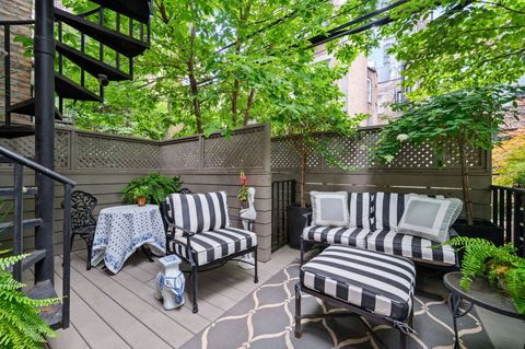 Tiny photo for 55 E ELM Street, Chicago, IL 60611 (MLS # 12527736)