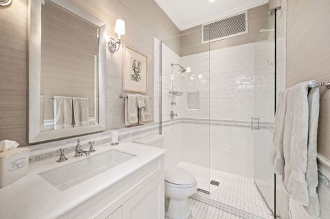 Tiny photo for 55 E ELM Street, Chicago, IL 60611 (MLS # 12527736)