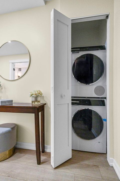 Tiny photo for 100 E Walton Street #14D, Chicago, IL 60611 (MLS # 12522020)