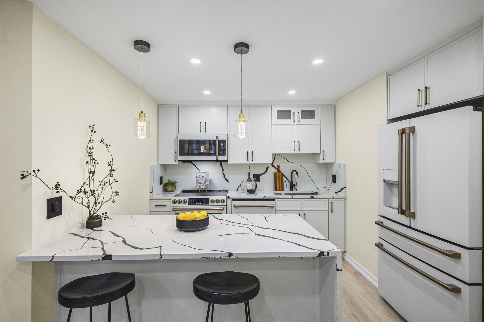 100 E Walton Street 14D