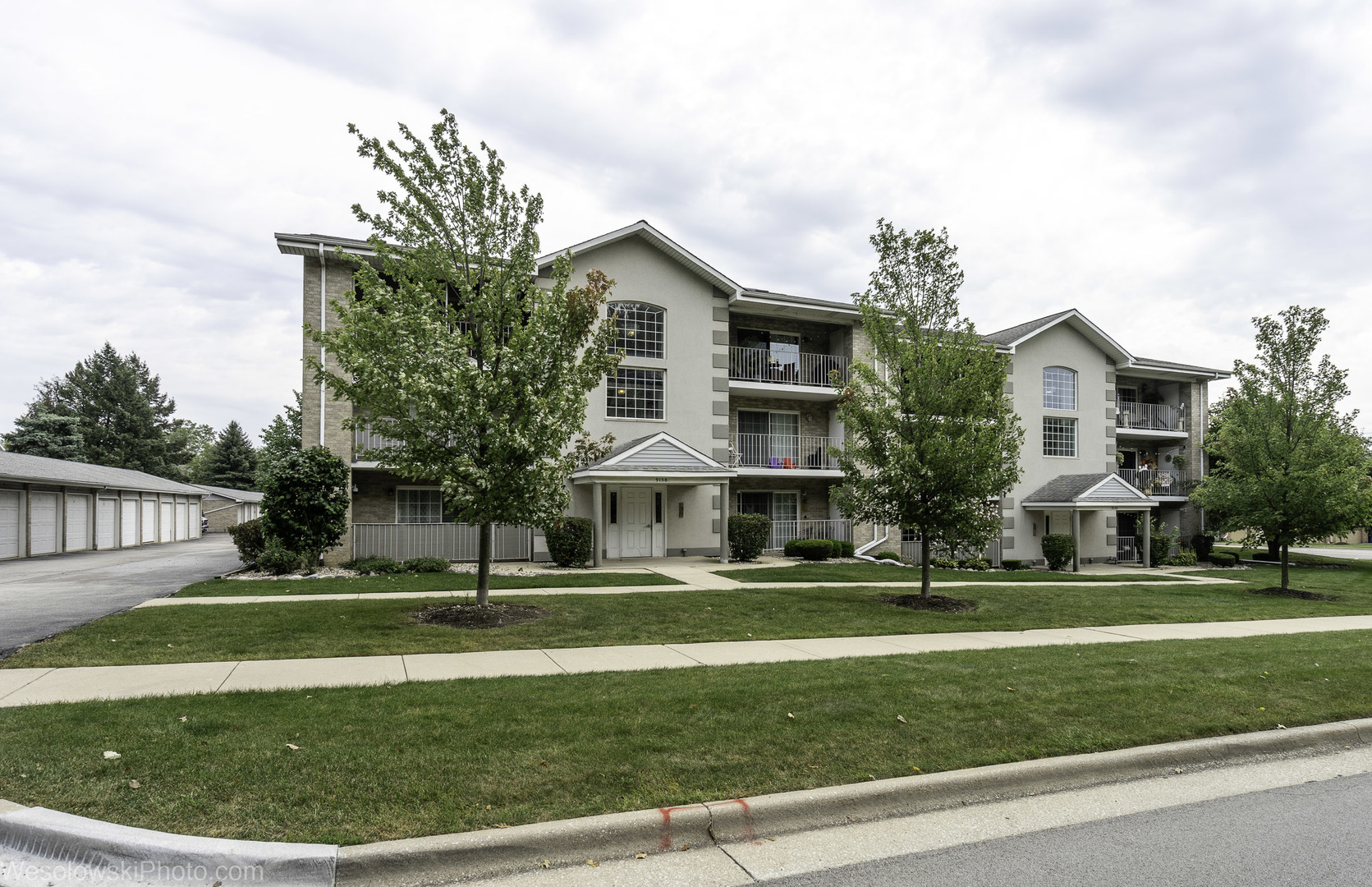 9150 W 95th Street 2B