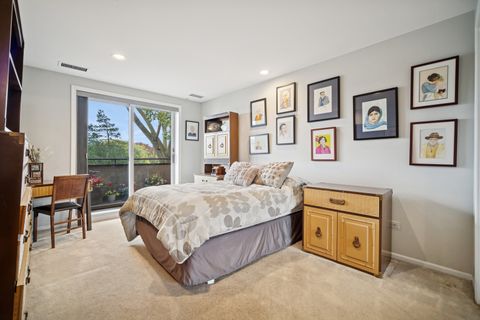 Tiny photo for 7201 N Lincoln Avenue #301, Lincolnwood, IL 60712 (MLS # 12496881)