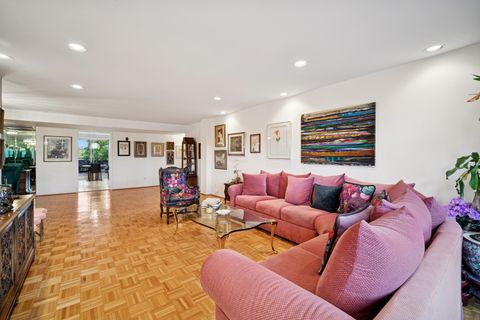 Tiny photo for 7201 N Lincoln Avenue #301, Lincolnwood, IL 60712 (MLS # 12496881)