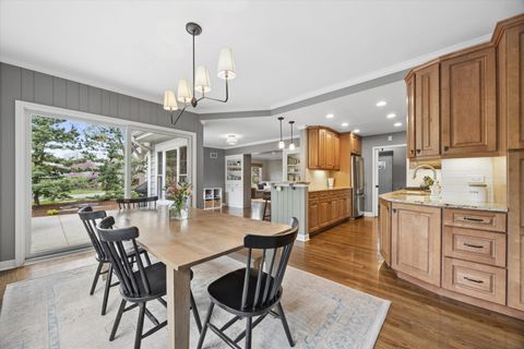 Tiny photo for 258 Crest Road, Glen Ellyn, IL 60137 (MLS # 12625275)