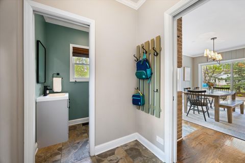 Tiny photo for 258 Crest Road, Glen Ellyn, IL 60137 (MLS # 12625275)