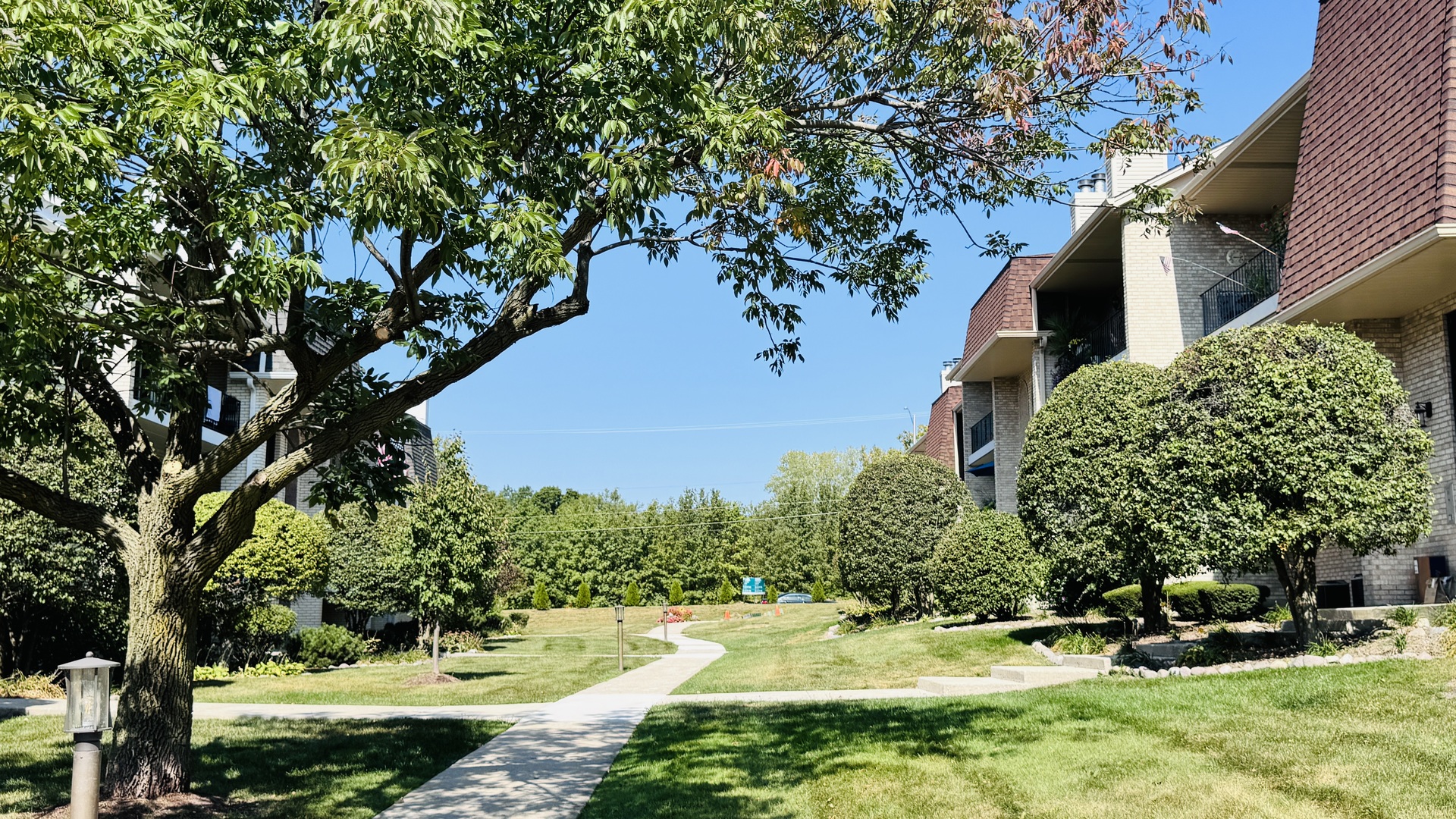 9004 Del Prado Drive 2N