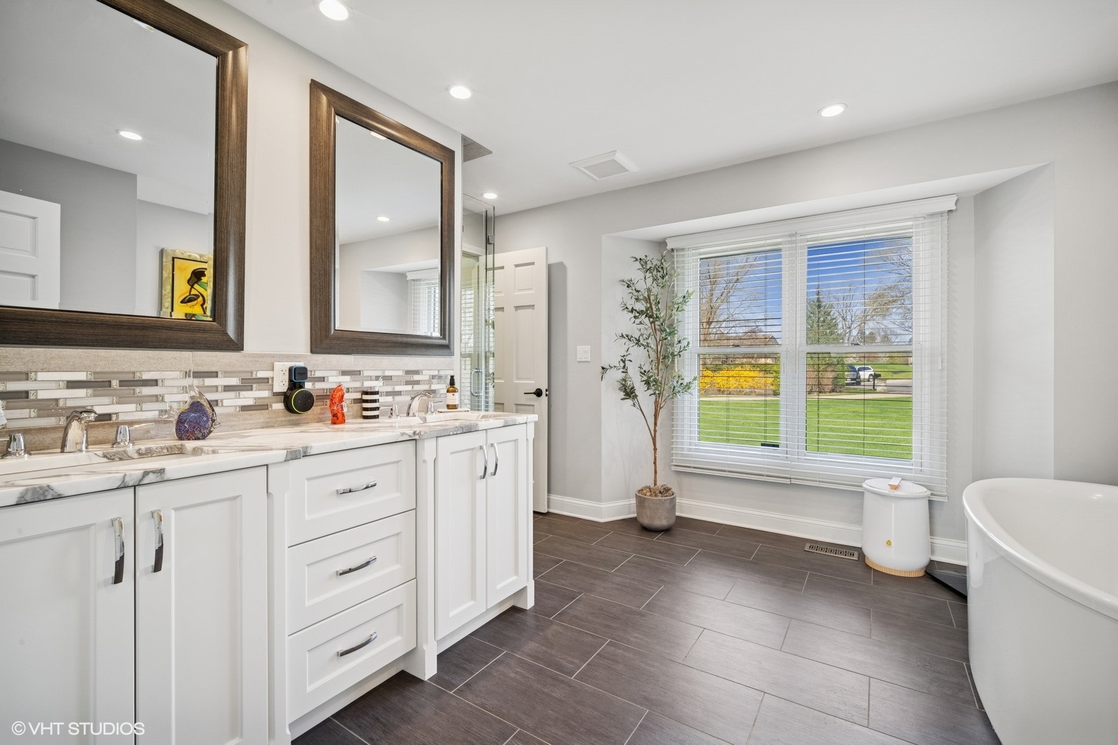 5364 Hedgewood Court