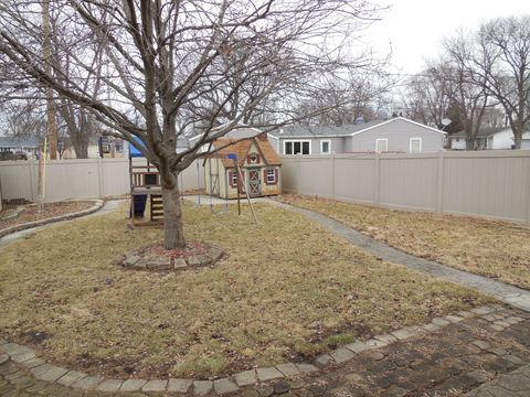 Tiny photo for 740 Hiawatha Drive, Ottawa, IL 61350 (MLS # 12570012)
