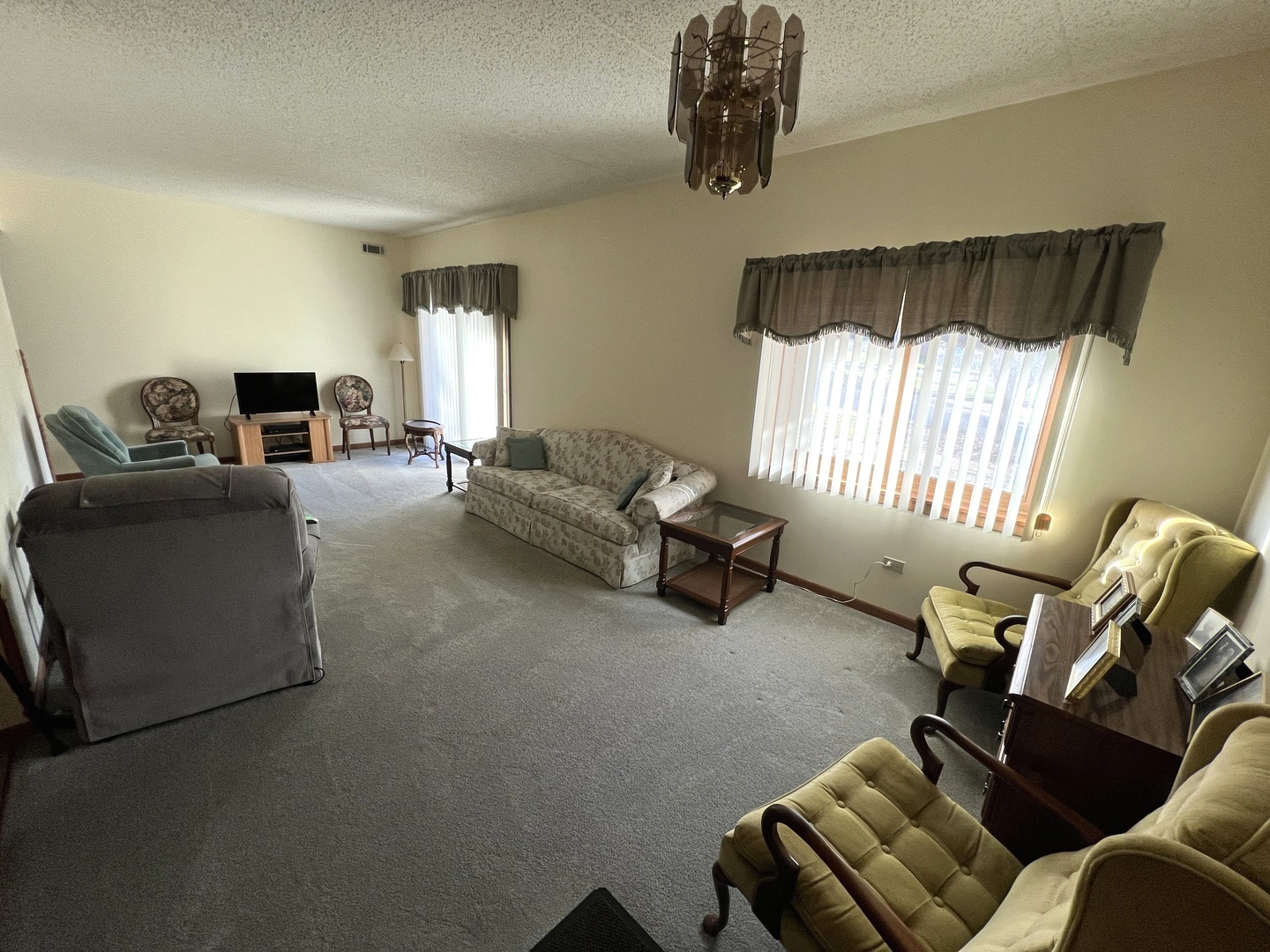 3111 Ingalls Avenue 1B