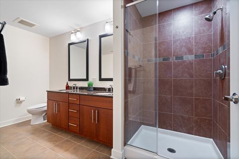 Tiny photo for Chicago, IL 60611 (MLS # 12584400)