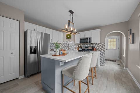Tiny photo for 3368 Renard Lane, St. Charles, IL 60175 (MLS # 12730751)