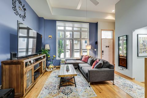 Tiny photo for 4915 W GUNNISON Street #D, Chicago, IL 60630 (MLS # 12634358)