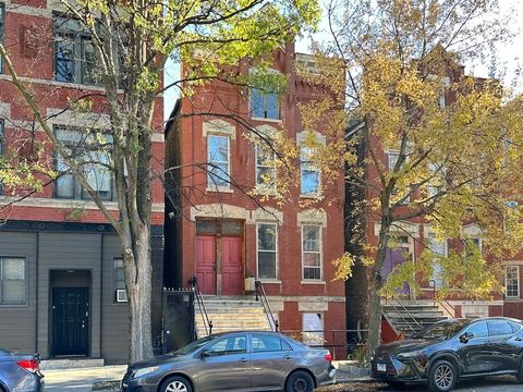 1435 N Bosworth Avenue 1R Chicago IL 60642