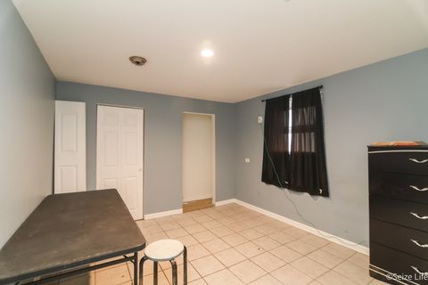 Tiny photo for 52 Wren Road, Carpentersville, IL 60110 (MLS # 12533309)