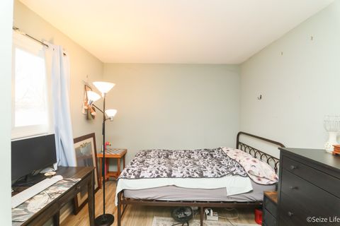 Tiny photo for 52 Wren Road, Carpentersville, IL 60110 (MLS # 12533309)