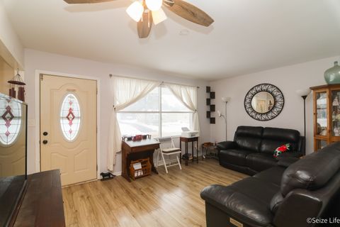 Tiny photo for 52 Wren Road, Carpentersville, IL 60110 (MLS # 12533309)