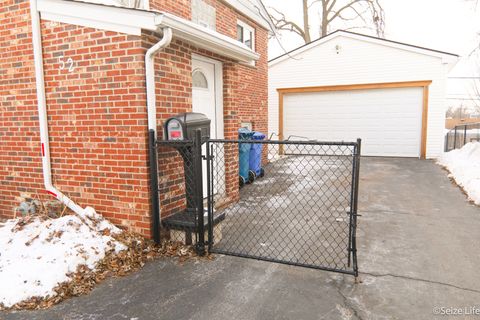 Tiny photo for 52 Wren Road, Carpentersville, IL 60110 (MLS # 12533309)