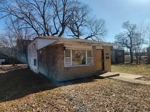 Tiny photo for 6717 S Rhodes Avenue, Chicago, IL 60637 (MLS # 12592003)