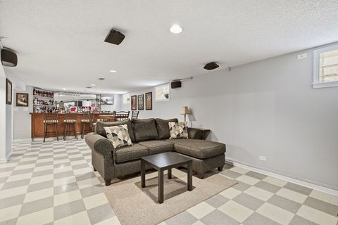 Tiny photo for 6039 N Richmond Street, Chicago, IL 60659 (MLS # 12620075)