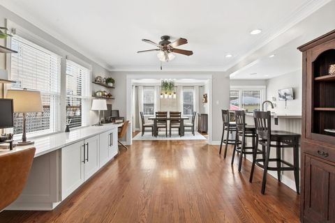 Tiny photo for 6039 N Richmond Street, Chicago, IL 60659 (MLS # 12620075)