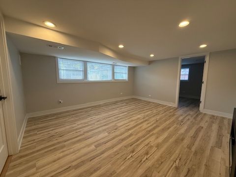 Tiny photo for 1301 Lois Avenue, Park Ridge, IL 60068 (MLS # 12515474)