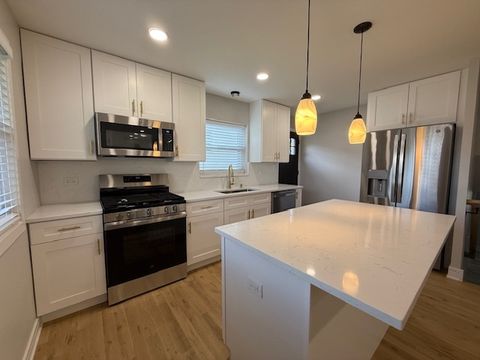 Tiny photo for 1301 Lois Avenue, Park Ridge, IL 60068 (MLS # 12515474)