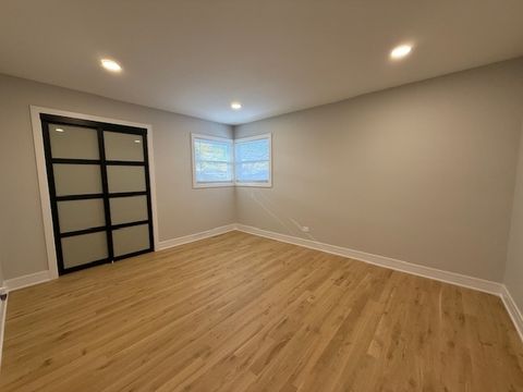 Tiny photo for 1301 Lois Avenue, Park Ridge, IL 60068 (MLS # 12515474)