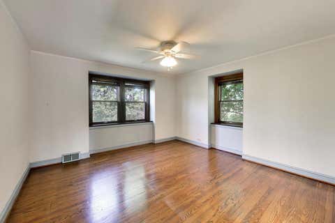 Tiny photo for 1216 S Lincoln Avenue, Park Ridge, IL 60068 (MLS # 12666781)